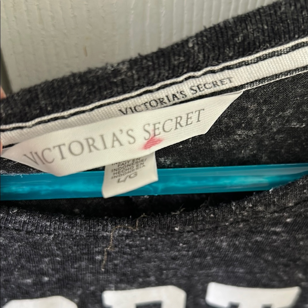 Victorias Secret Short Sleeve Top - Picture 2 of 6